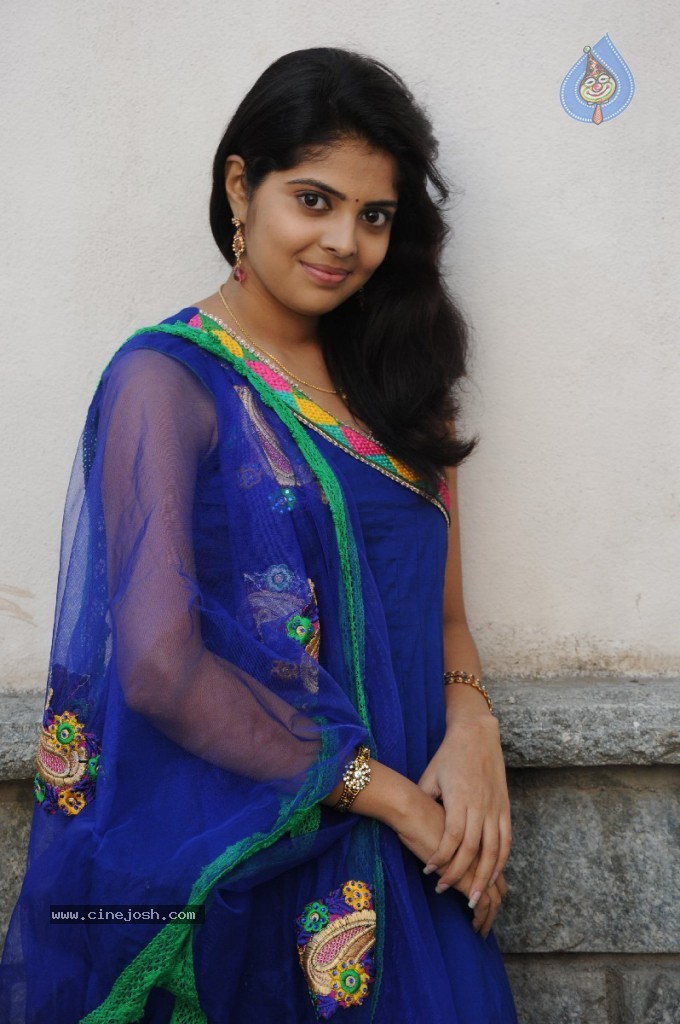 Shravya New Stills - 9 / 122 photos