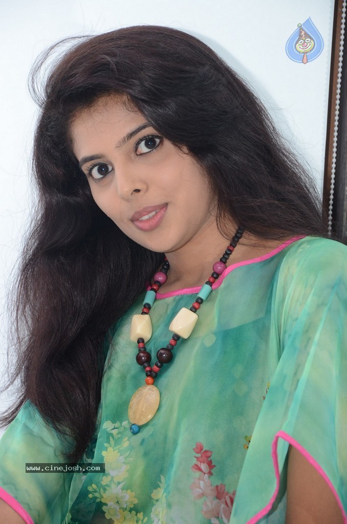 Shravya New Stills - 142 / 142 photos