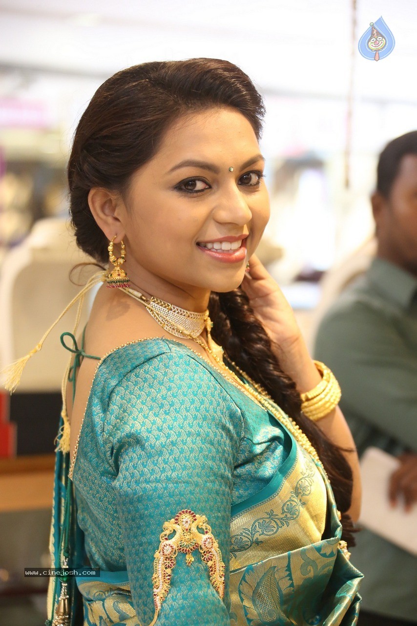 Shree Stills - 6 / 60 photos