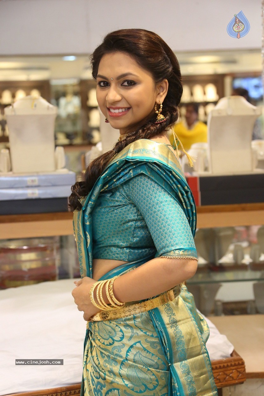 Shree Stills - 23 / 60 photos