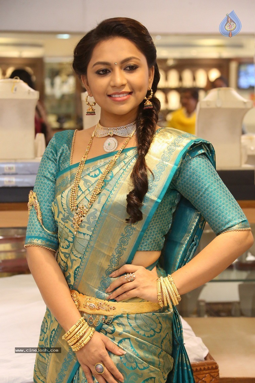 Shree Stills - 41 / 60 photos