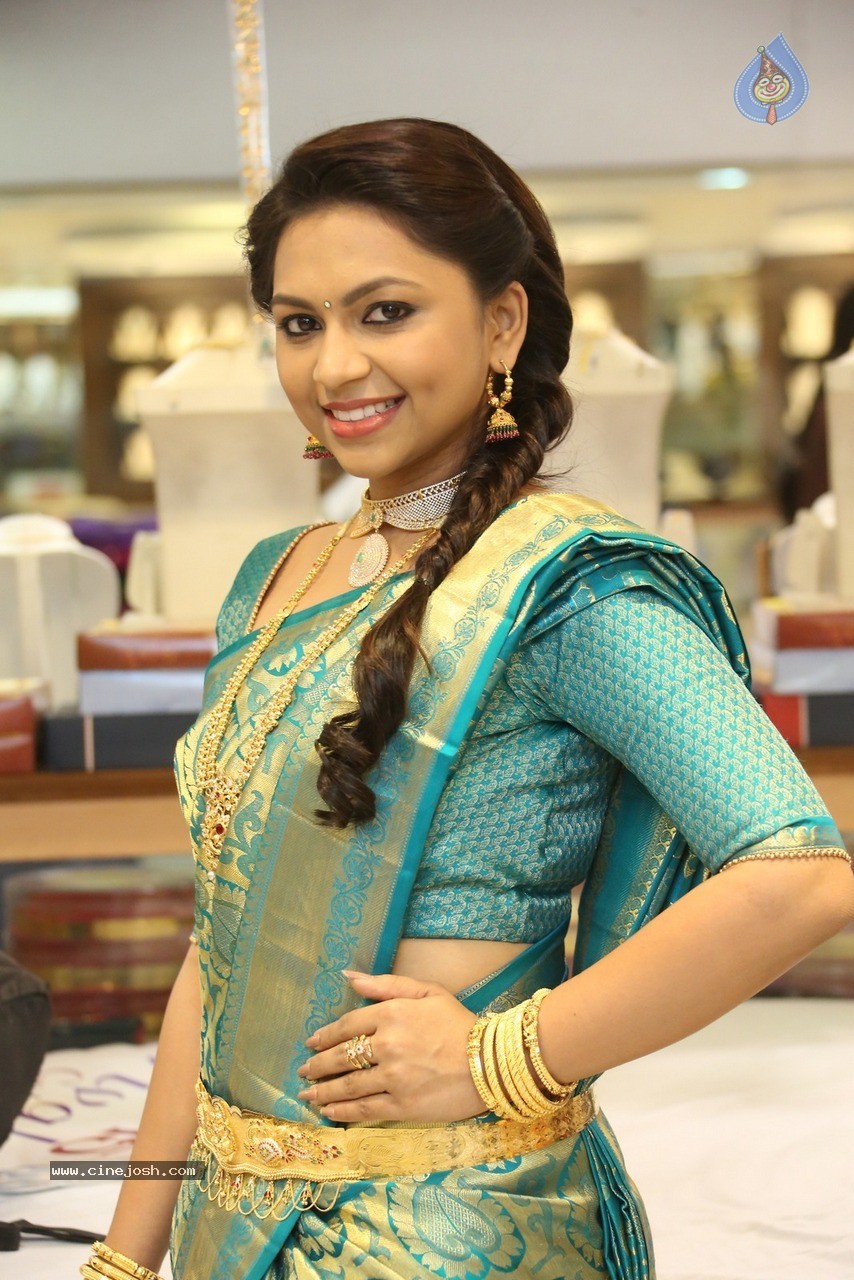 Shree Stills - 43 / 60 photos