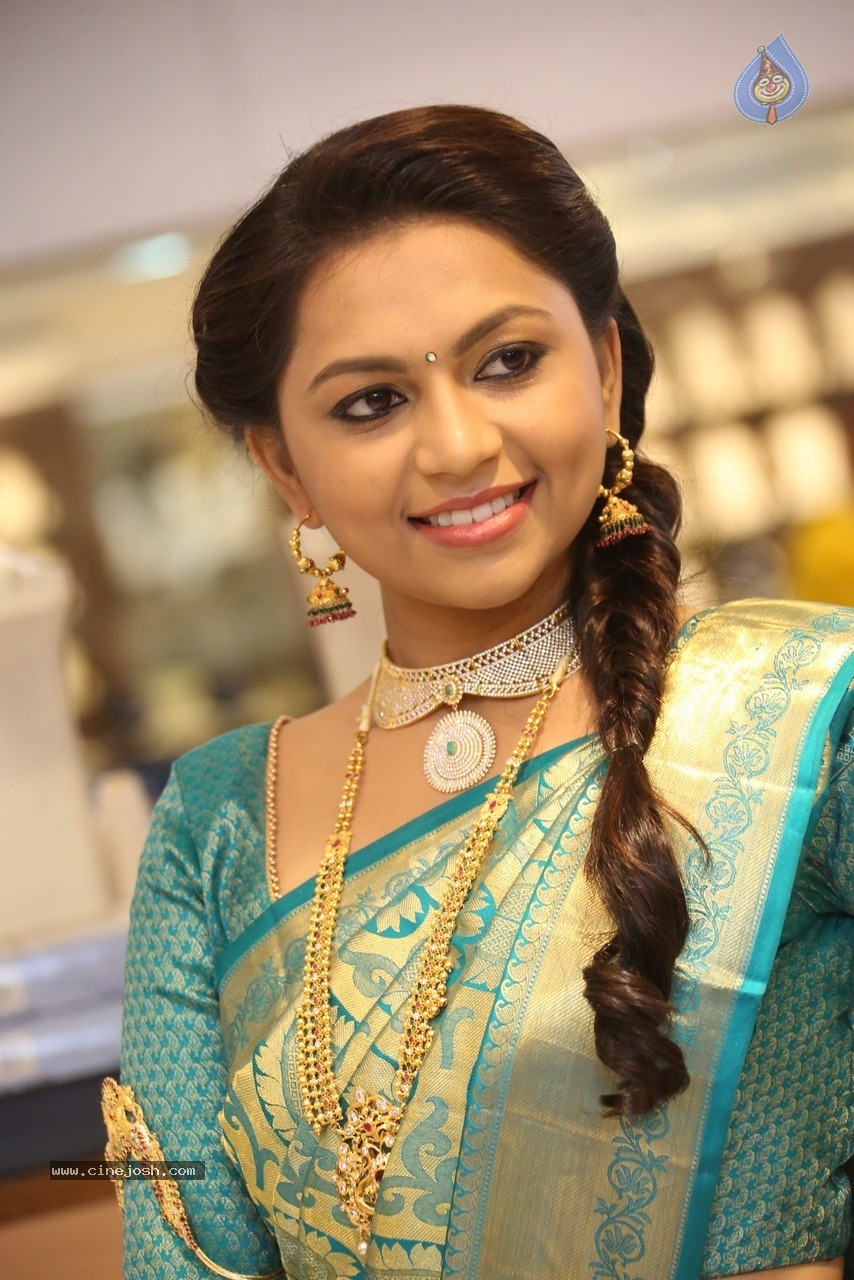 Shree Stills - 55 / 60 photos