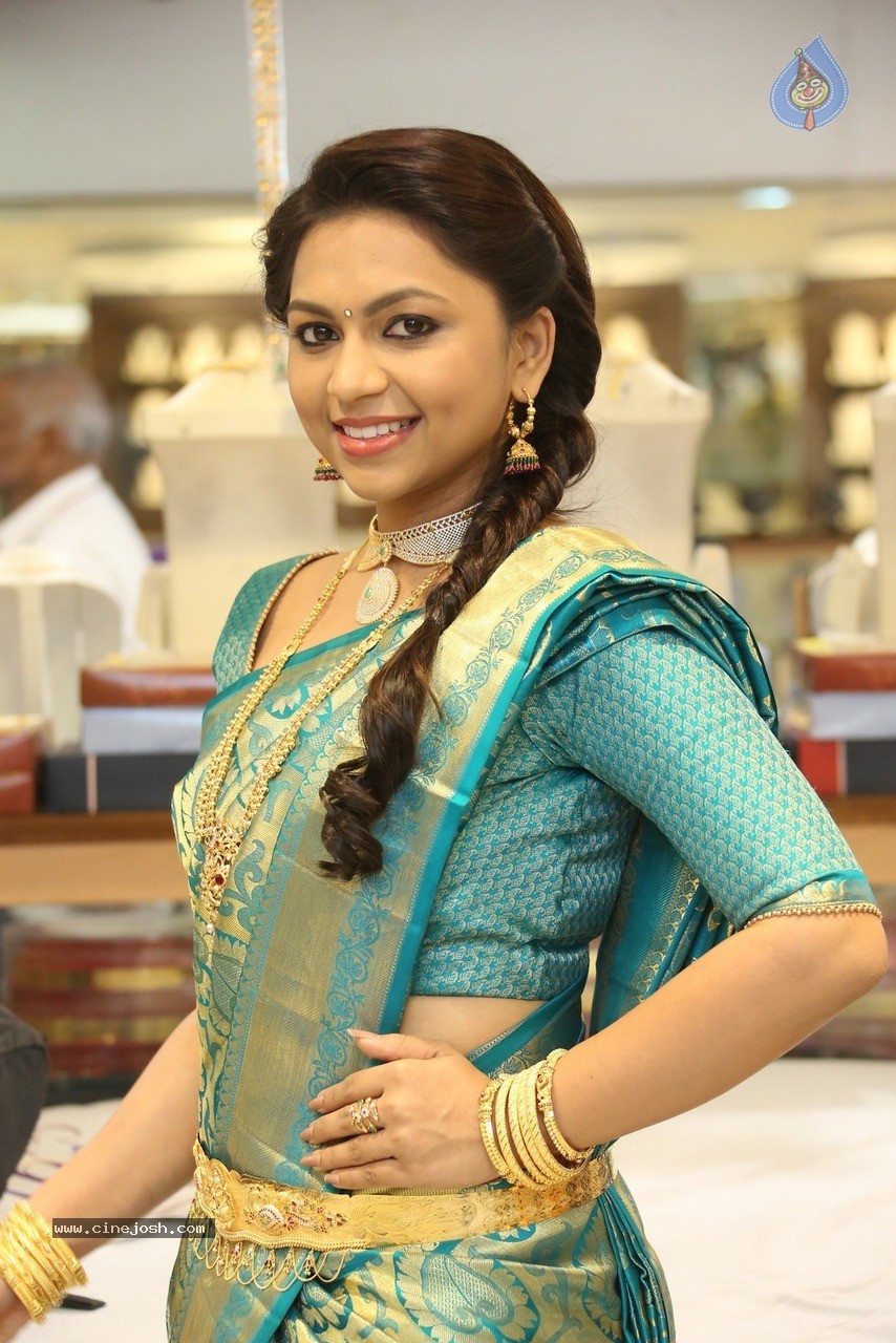 Shree Stills - 58 / 60 photos