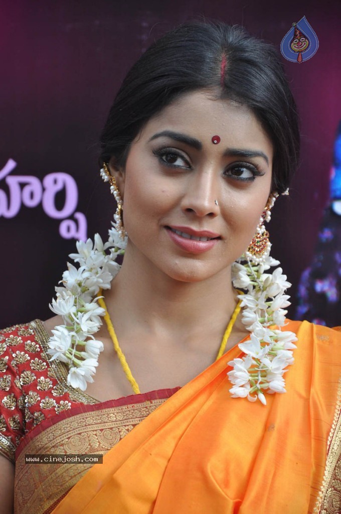 Shriya Latest Photos - 23 / 60 photos