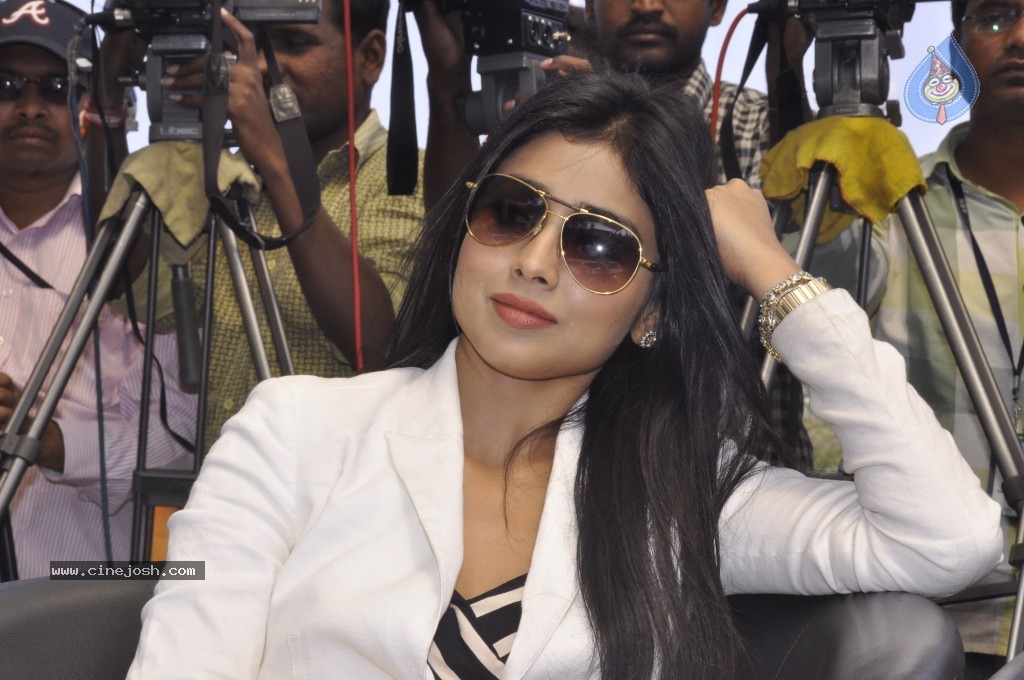 Shriya Latest Photos - 7 / 55 photos