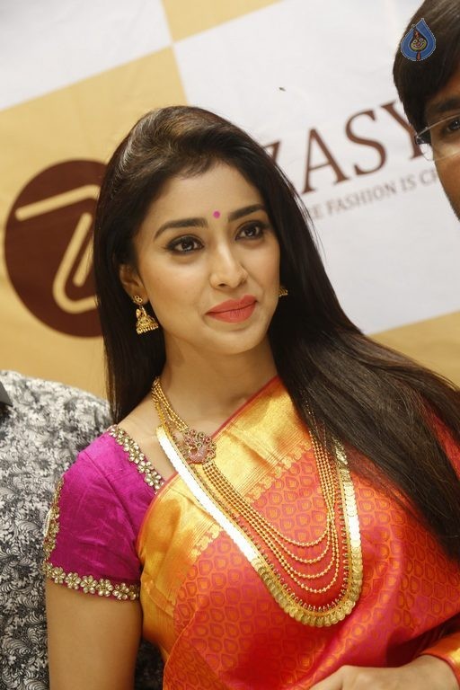 Shriya Latest Photos - 4 / 62 photos