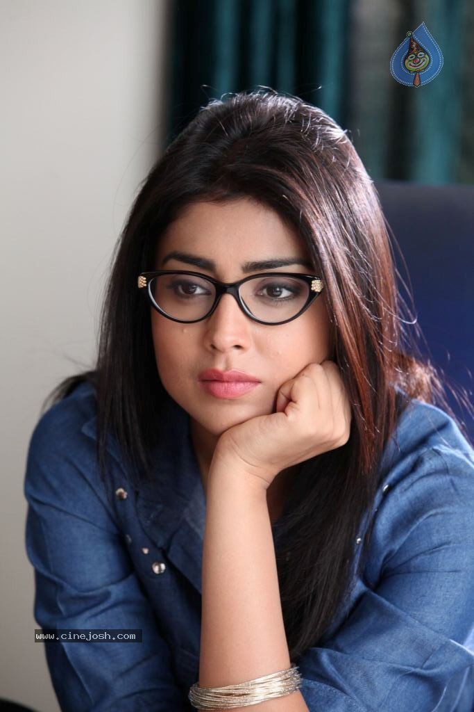 Shriya Latest Stills - 46 / 46 photos