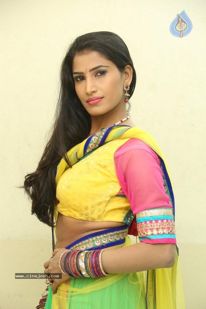 Shruti New Gallery - 47 / 86 photos