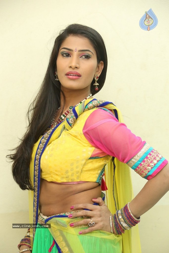 Shruti New Gallery - 72 / 86 photos