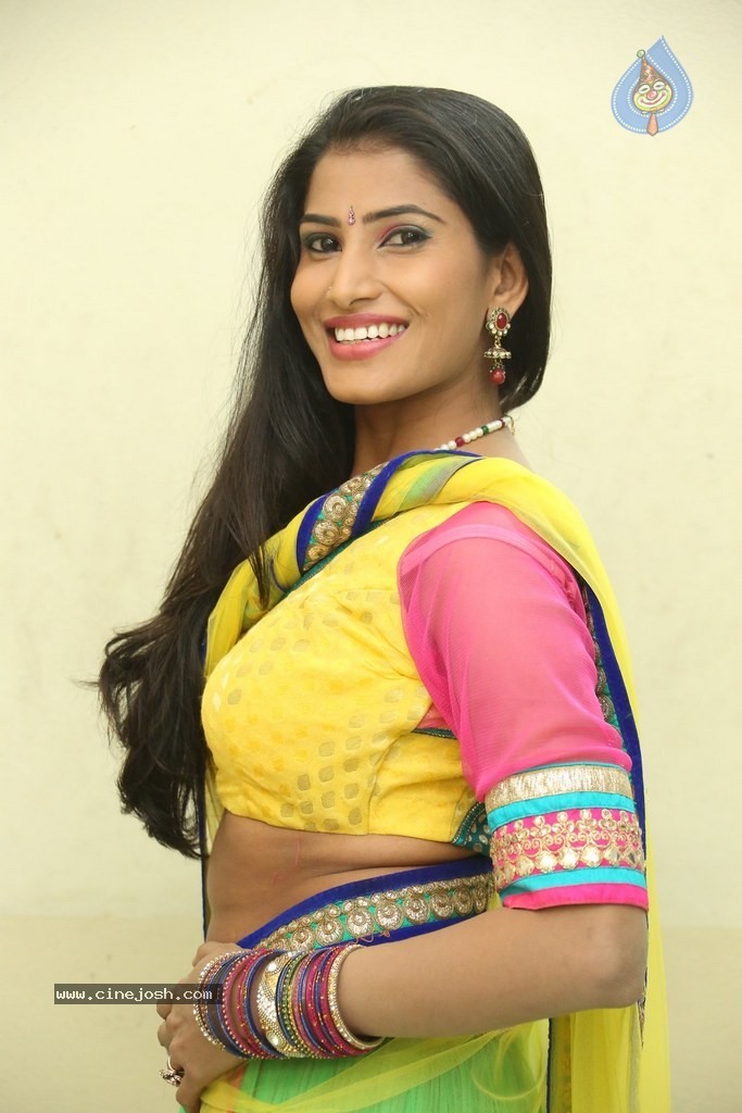 Shruti New Gallery - 73 / 86 photos