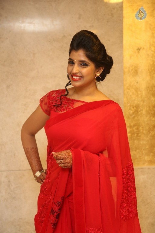 Shyamala Latest Pics - 27 / 39 photos