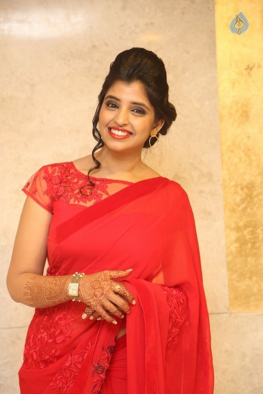 Shyamala Latest Pics - 33 / 39 photos