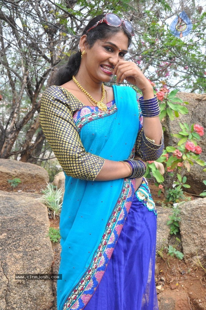 Shyamala Stills - 13 / 34 photos