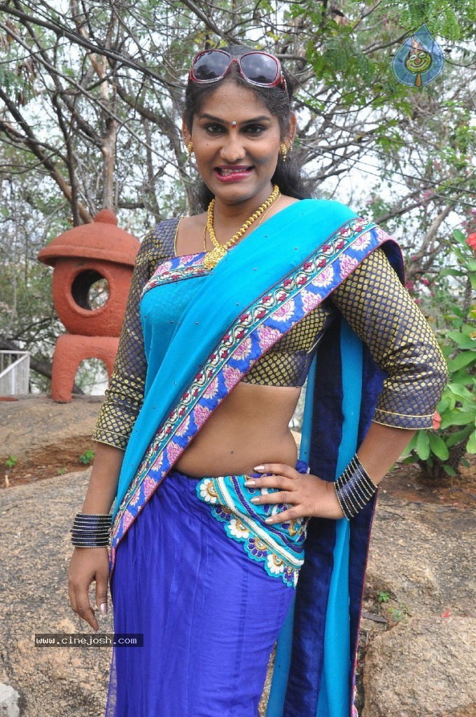 Shyamala Stills - 23 / 34 photos