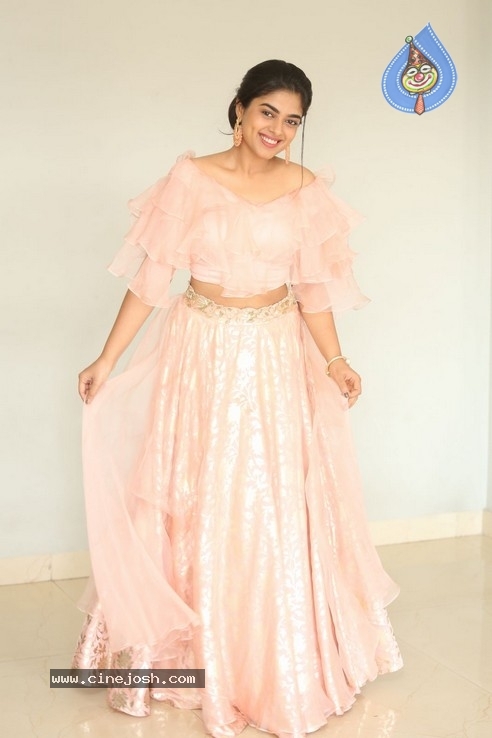 Siddi Adnani Photos - 18 / 21 photos