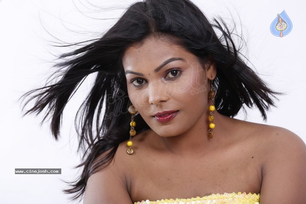 Silpa Hot Stills - 55 / 140 photos