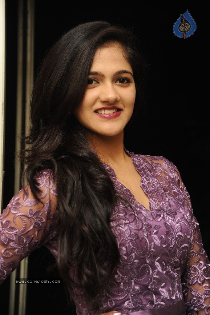 Simran Choudhary Stills - 7 / 112 photos