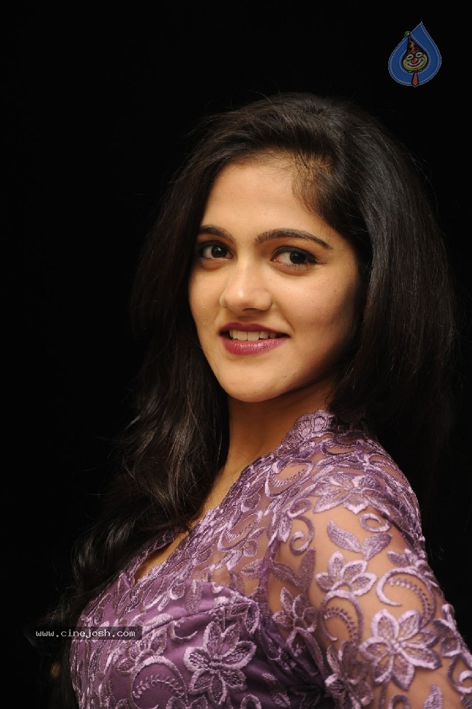 Simran Choudhary Stills - 8 / 112 photos