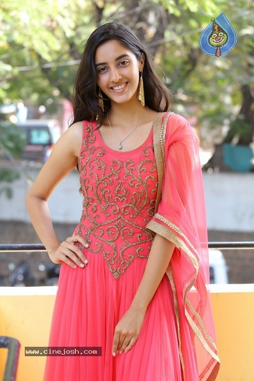 Simrath New Photos - 19 / 25 photos