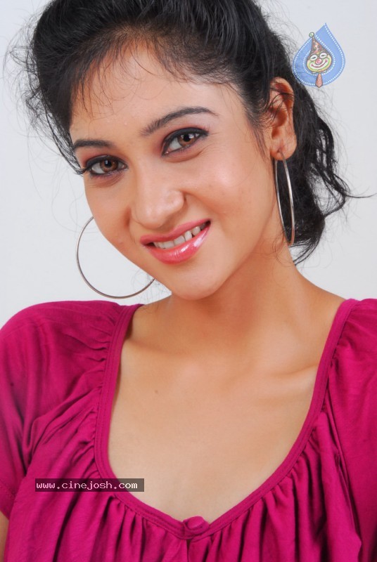 Sindhu Affan Gallery - 40 / 60 photos