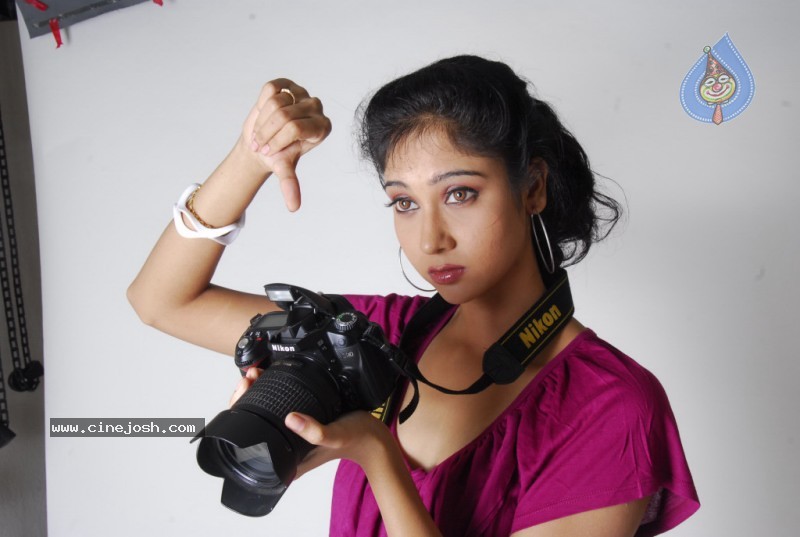 Sindhu Affan Gallery - 48 / 60 photos