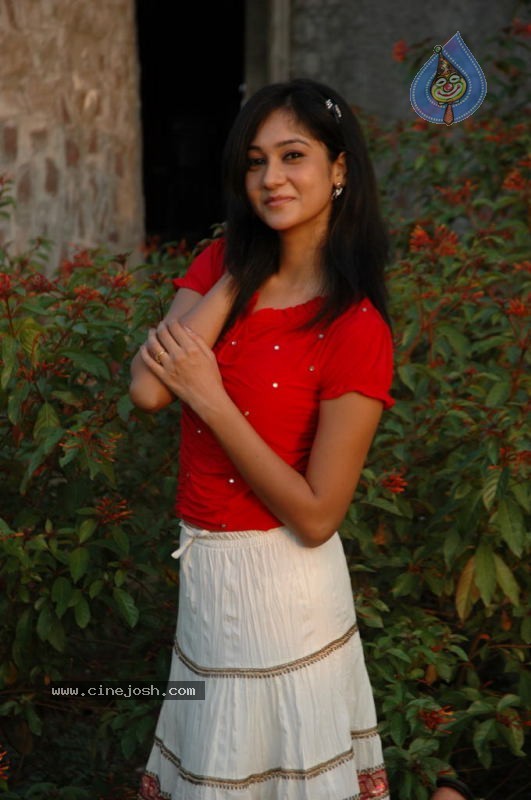 Sindhu Affan New Stills - 19 / 31 photos