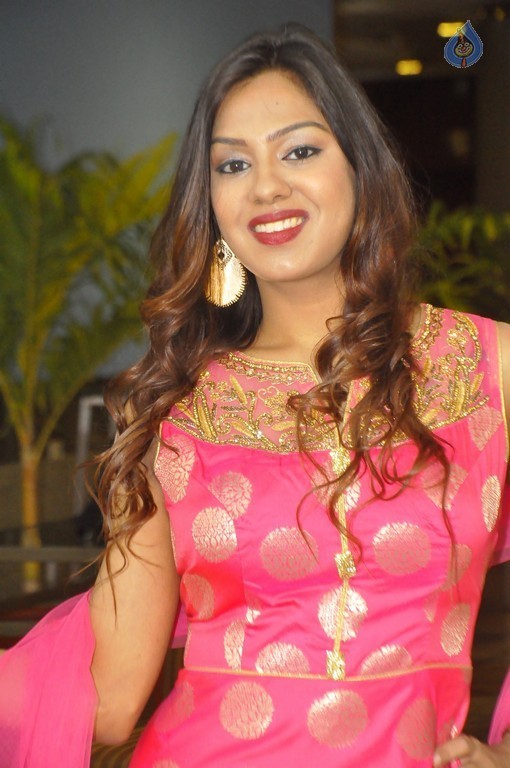 Sindhu New Gallery - 21 / 21 photos