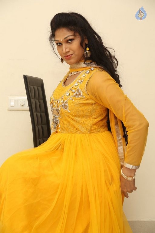 Sirisha New Photos - 32 / 34 photos