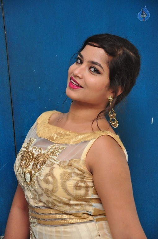 Sirisha New Photos - 16 / 34 photos