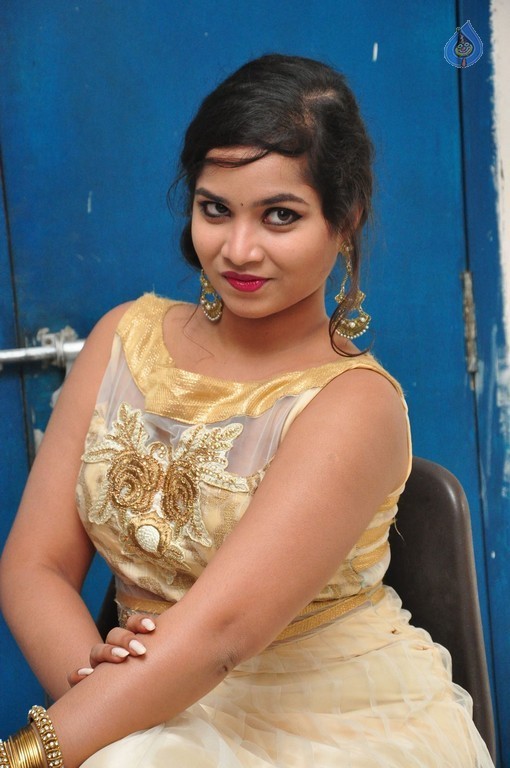 Sirisha New Photos - 19 / 34 photos