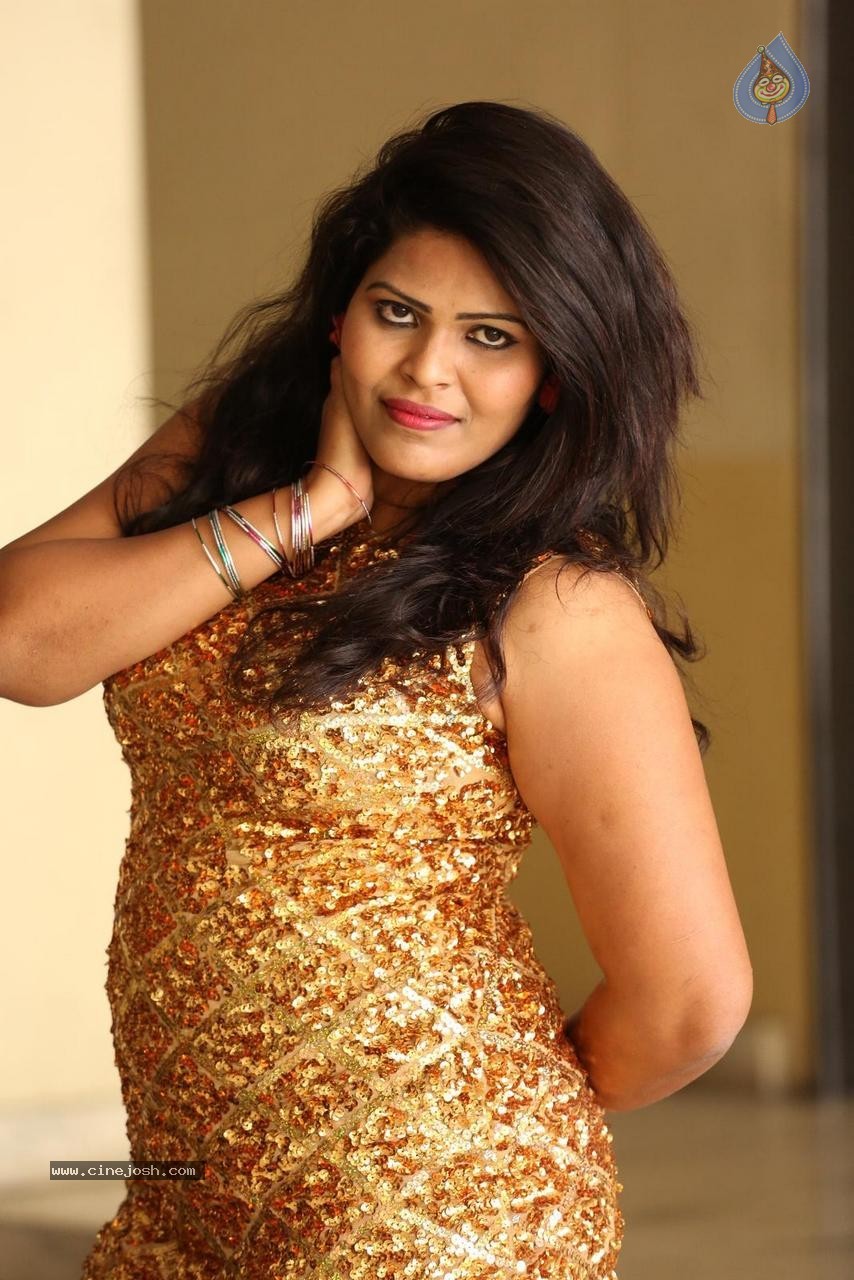 Sithara Latest Stills - 32 / 51 photos