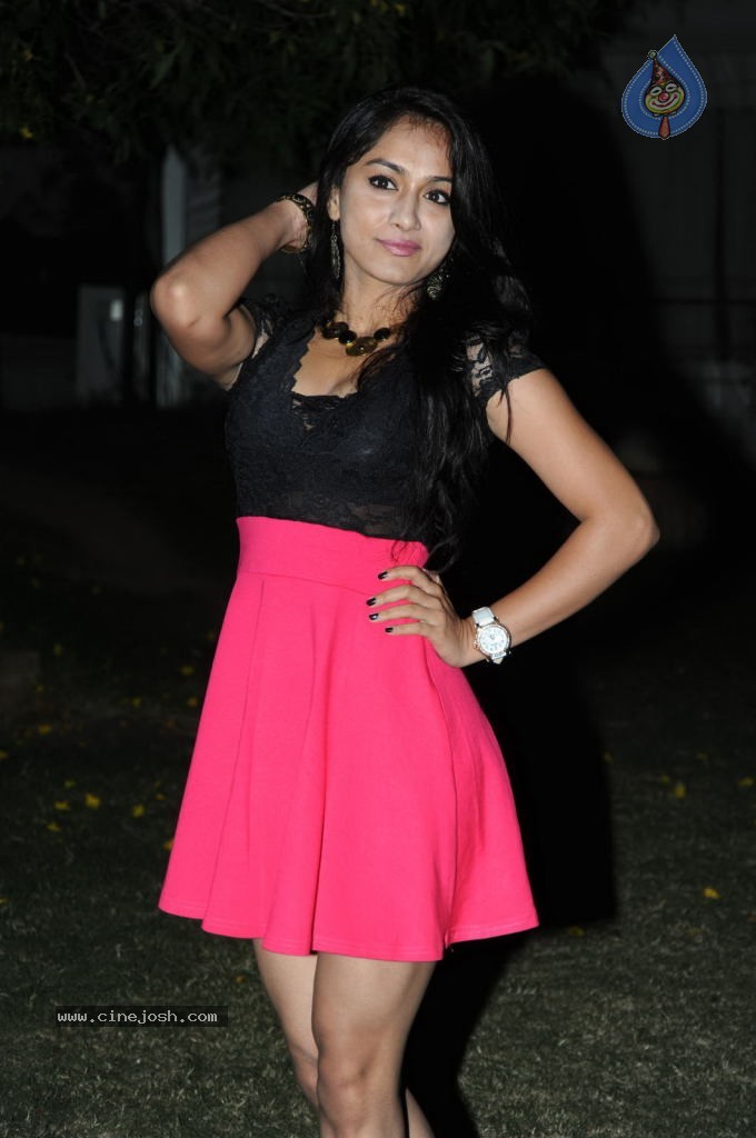 Smithika Stills - 13 / 67 photos