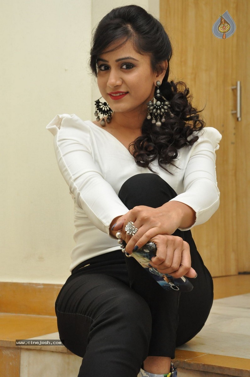 Smithika Stills - 56 / 67 photos