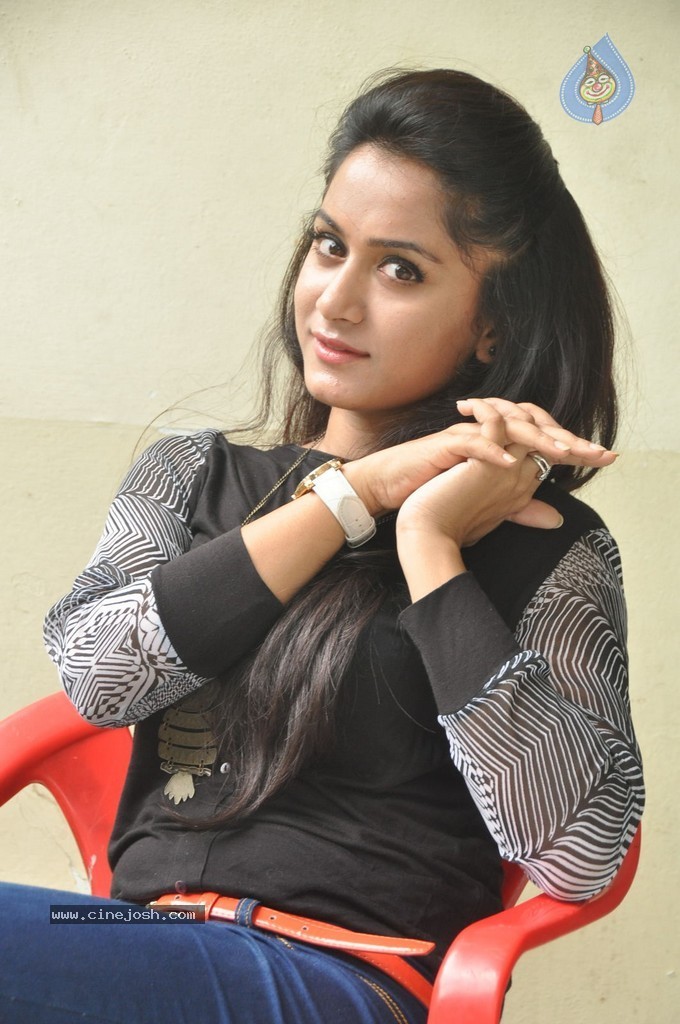 Smrithika Acharya Stills - 17 / 64 photos