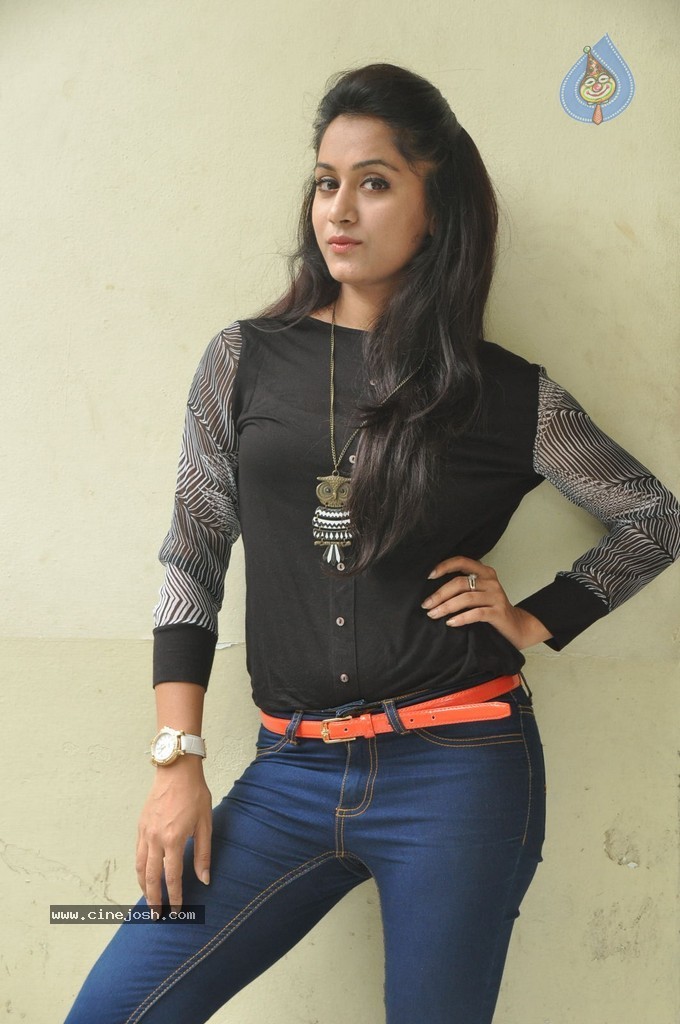 Smrithika Acharya Stills - 38 / 64 photos