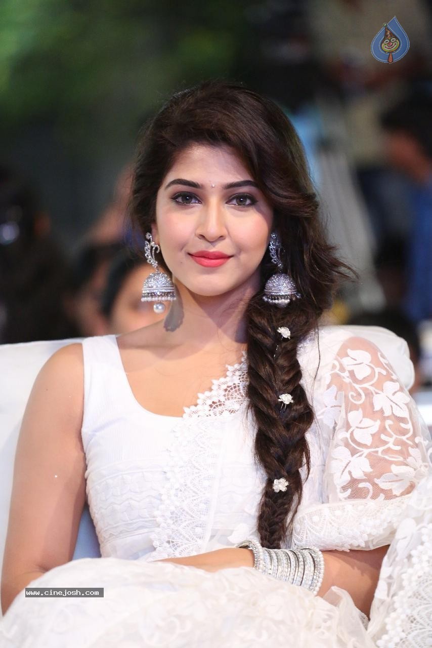 Sonarika New Photos - 39 / 82 photos