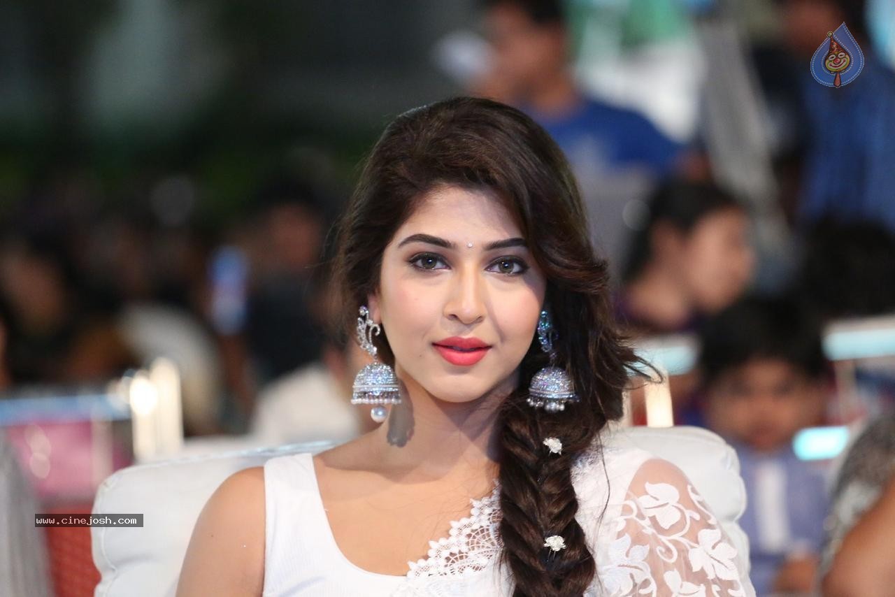 Sonarika New Photos - 41 / 82 photos