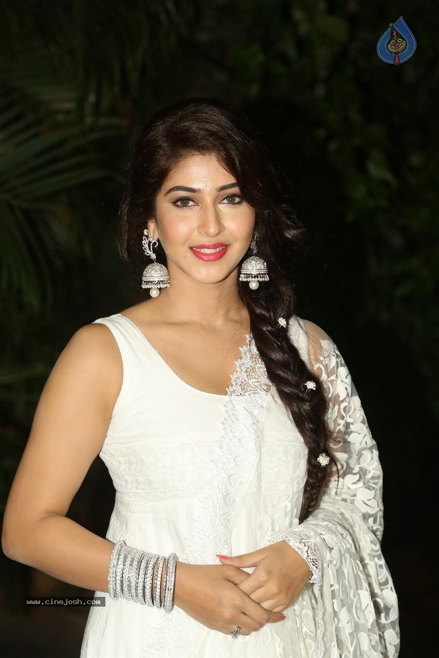 Sonarika New Photos - 46 / 82 photos