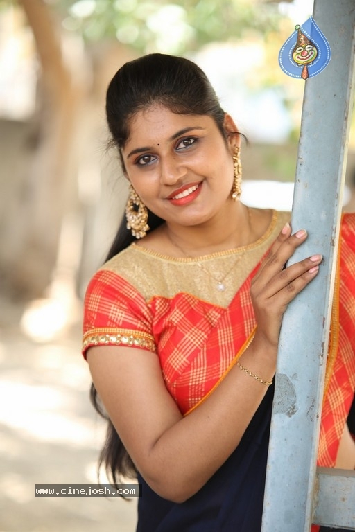 Sonia Chowdary Images - 14 / 15 photos