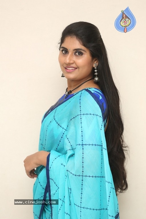 Sonia Chowdary Photos - 6 / 19 photos