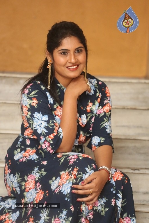 Sonia Chowdary Stills - 9 / 11 photos