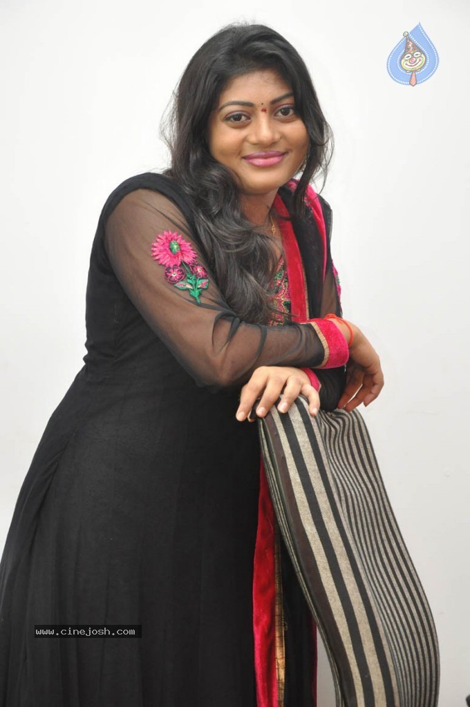 Soumya New Stills - 34 / 38 photos