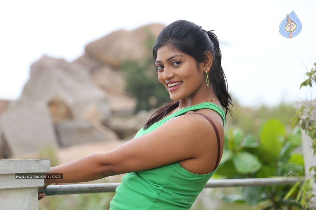 Sowmya Hot Photos - 4 / 44 photos