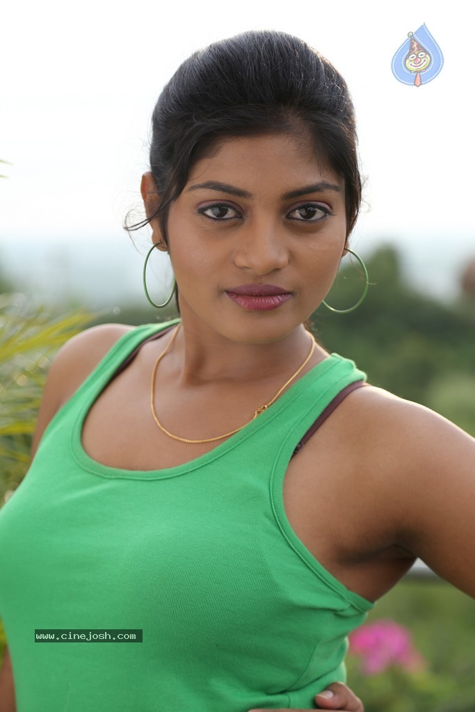 Sowmya Hot Photos - 9 / 44 photos