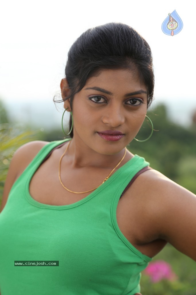 Sowmya Hot Photos - 16 / 44 photos