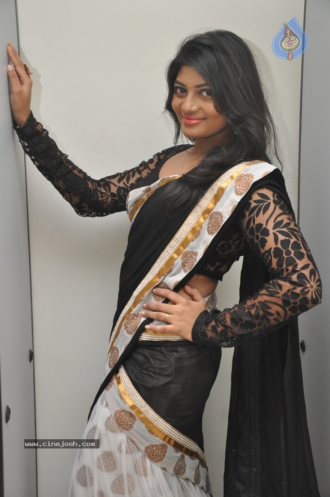 Sowmya Latest Pics - 47 / 65 photos