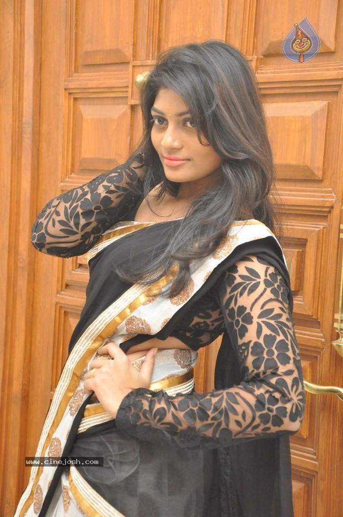 Sowmya Latest Pics - 54 / 65 photos