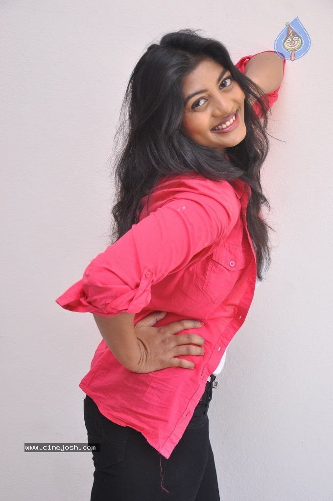 Sowmya Latest Pics - 5 / 56 photos