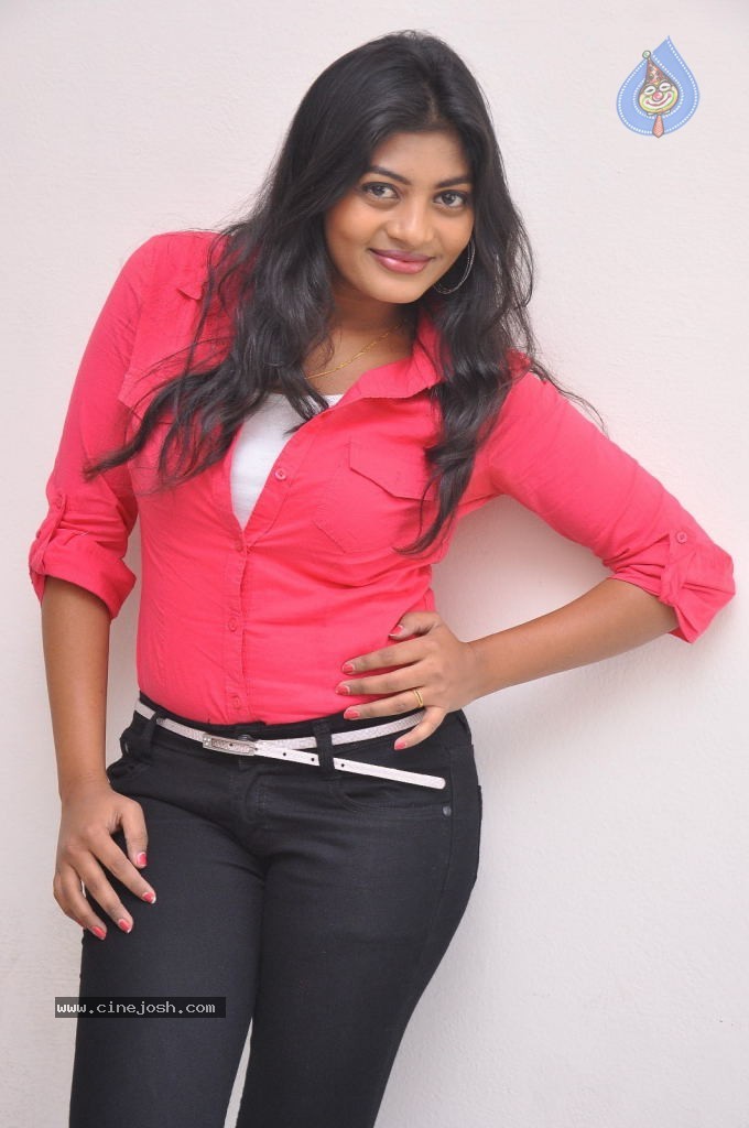 Sowmya Latest Pics - 16 / 56 photos